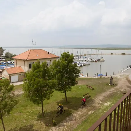 Touring Apartman Gárdony